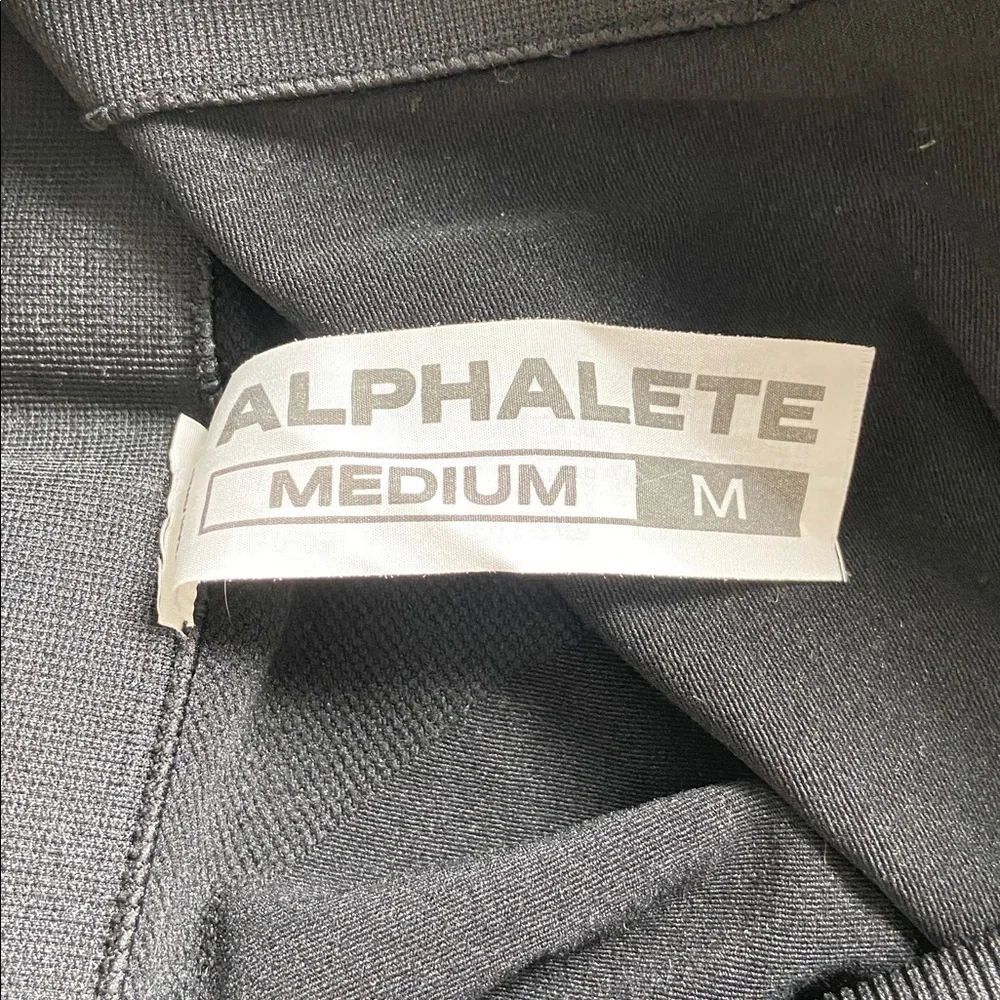 Alphalete • Amplify Short 6.5” Black